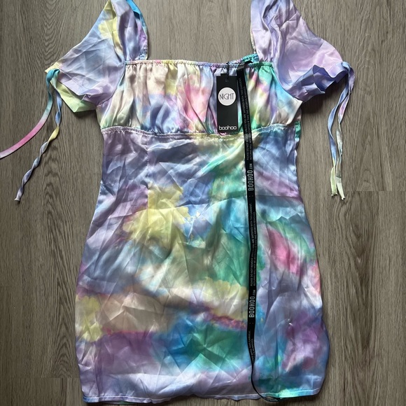 Boohoo Multicolored dress - Picture 1 of 3